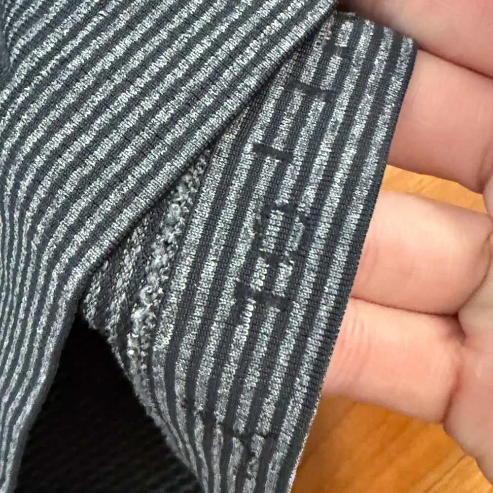 Lululemon Swiftly Tech Long-Sleeve Shirt 2.0 Hip Length Stripe Black Size 10
